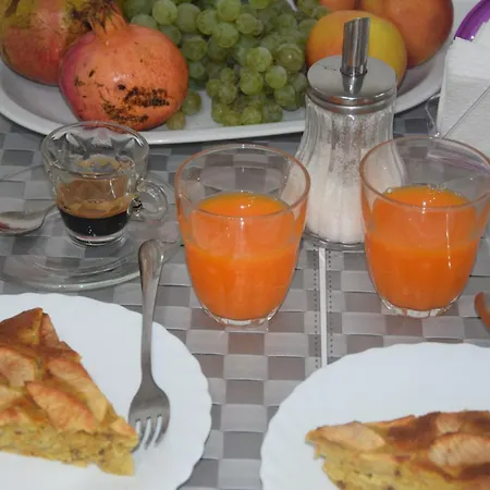 Eden Ogliastra לינה וארוחת בוקר 3*