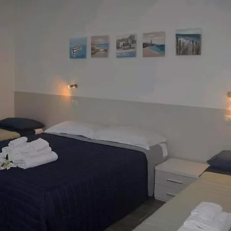 לינה וארוחת בוקר Eden Ogliastra 3*