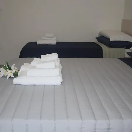 Eden Ogliastra לינה וארוחת בוקר 3*